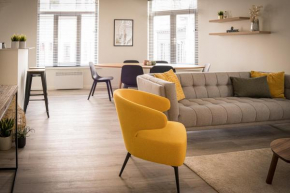 ETAGE 2 - appartement in centrum, 300m van zee én gratis parking